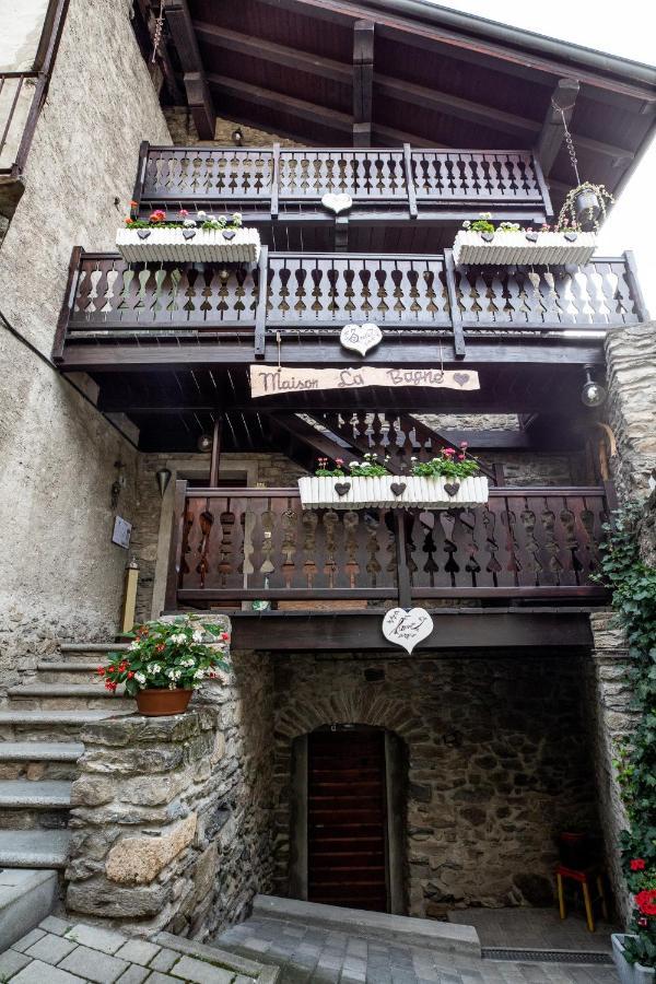 Maison La Bagne Aosta Exteriör bild
